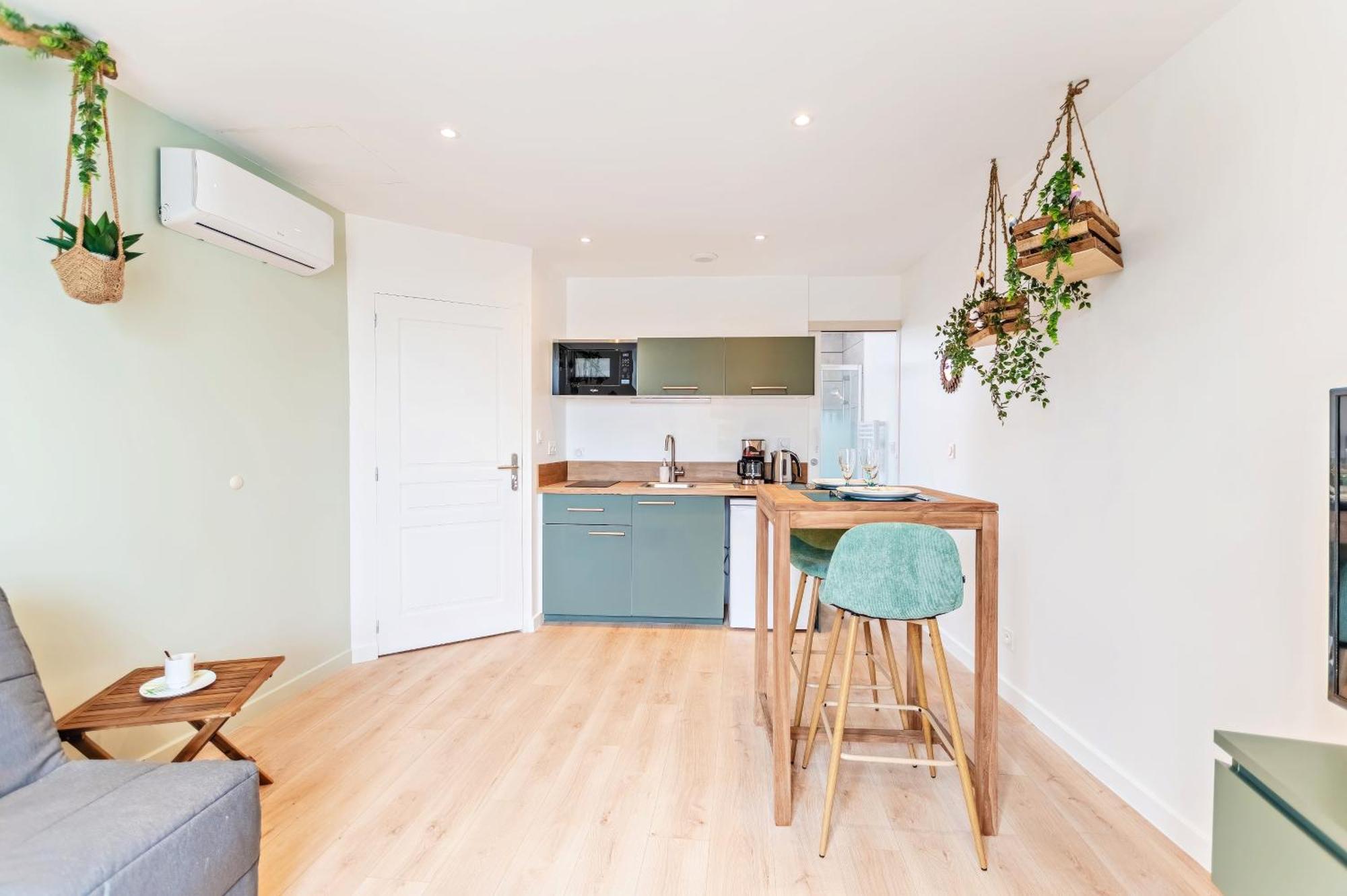 Chez Quentin & Thibaut Apartment Dagneux Bagian luar foto