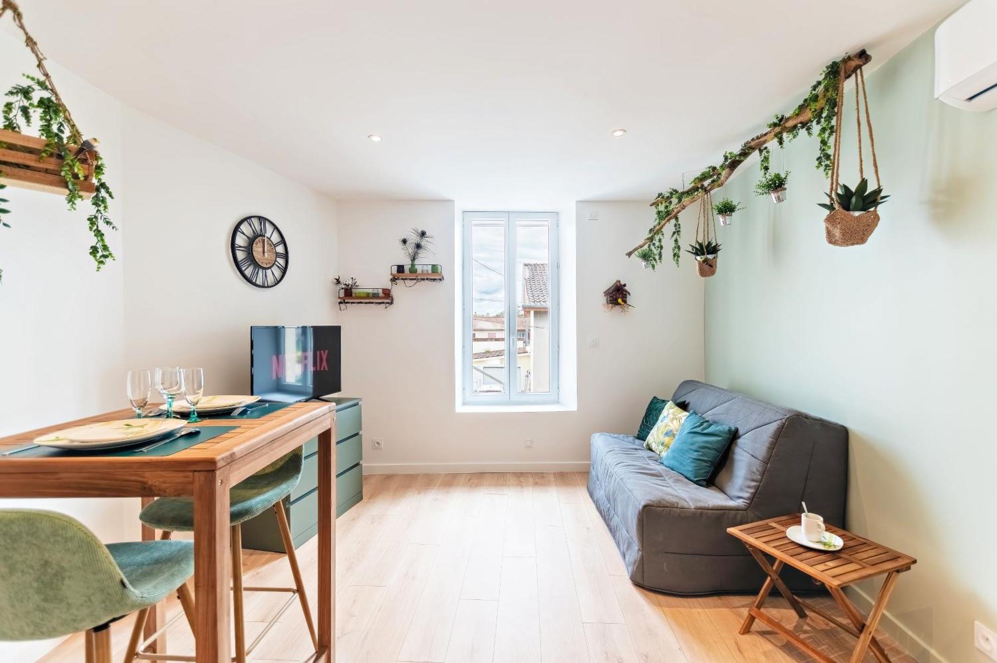 Chez Quentin & Thibaut Apartment Dagneux Bagian luar foto