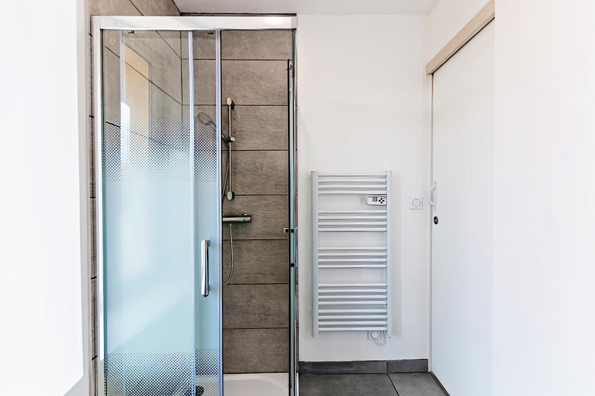 Chez Quentin & Thibaut Apartment Dagneux Bagian luar foto